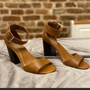 Steve Madden block heel sandal